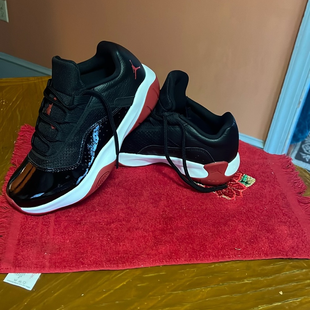 Shoes, Jordan size 5